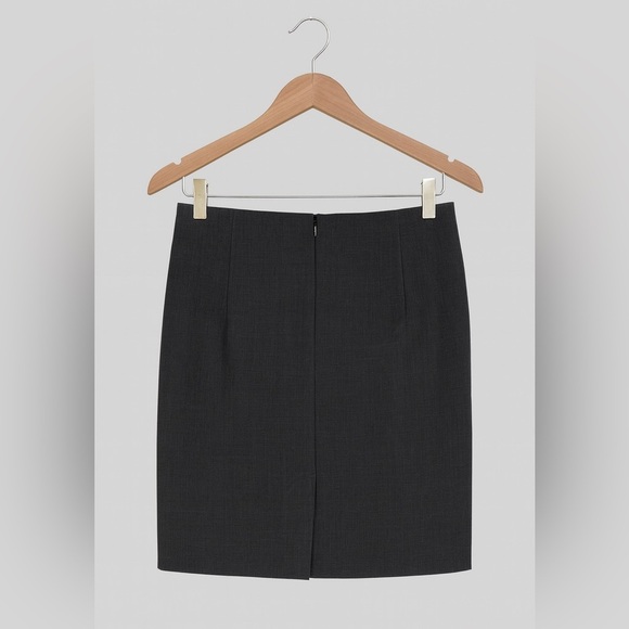 Loft Dark Grey Pencil Skirt Size 6 | Classic Back Slit Office to Evening - Picture 2 of 2